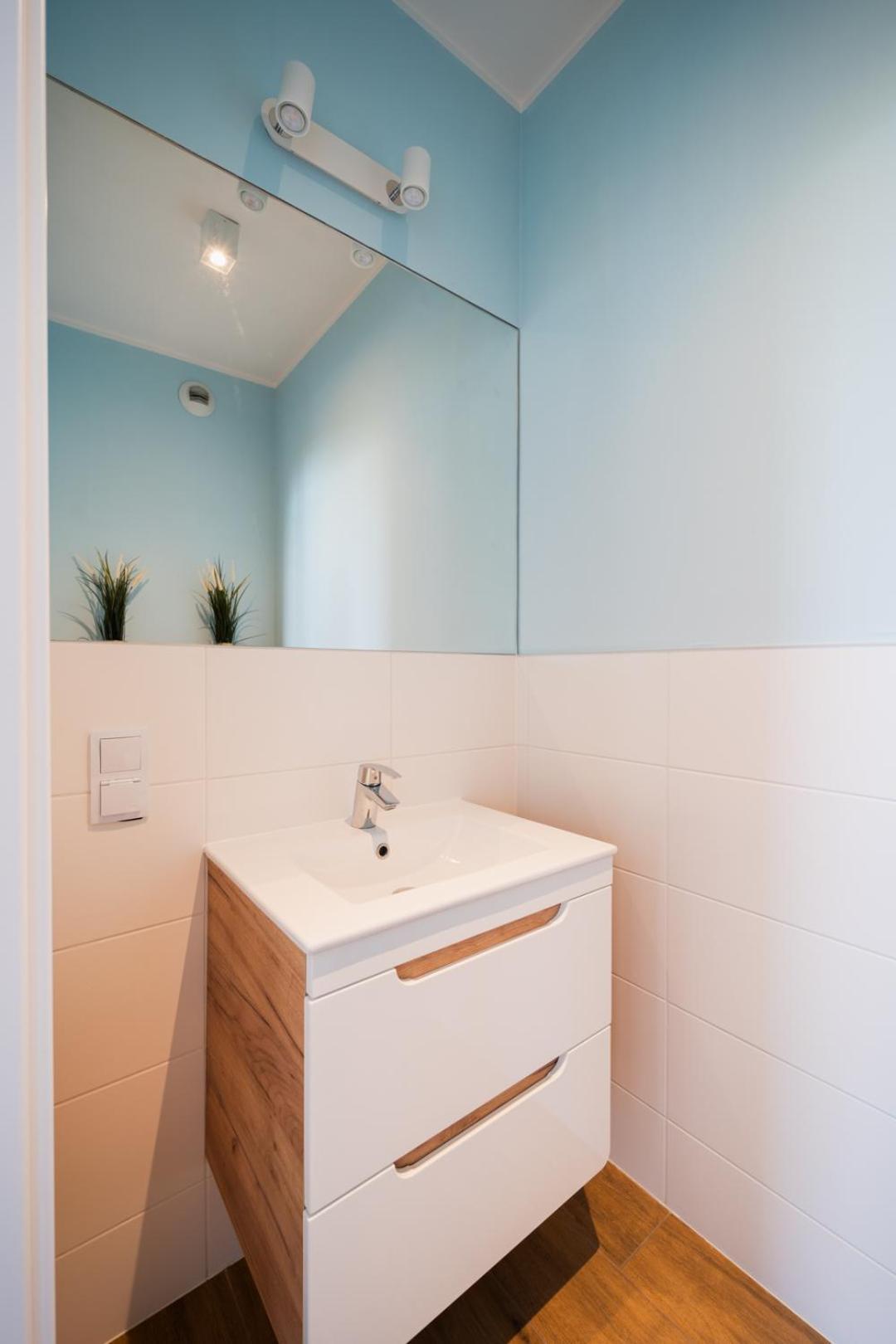 Nice Apartment - Near Sky Tower - Private Parking فروتسواف المظهر الخارجي الصورة